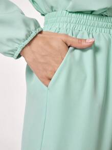 TaskEZ 女士 V 领长袖口袋上衣和裤子制服套装 - 薄荷藍 - 查看 10