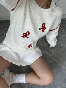 Chiquease 女士宽松圆领落肩蝴蝶结图案针织毛衣，秋冬季 - 杏色 - 查看 3