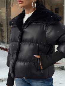 EURMUSE Cappotto imbottito, elegante e caldo, con cappuccio, con accentuazione della vita, con colletto in pelliccia e cintura per l autunno/inverno, con dettagli a costine ai polsini, adatto per le donne - nero - Visualizzare 7