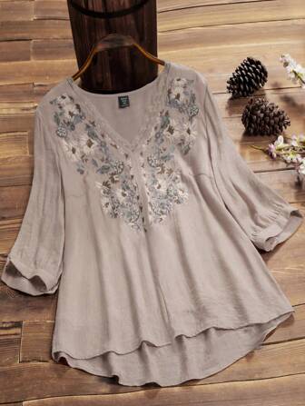 Linhara 大码花卉刺绣蕾丝拼布 V 领休闲度假衬衫，适合夏季