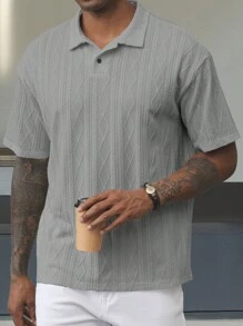 Manfinity Homme Men's Casual Vacation Style, Featuring An INS-Inspired Geometric Diamond-Textured Jacquard Knit Short-Sleeve Khaki Polo Shirt With A V-Neck Design. Perfect For Music Festivals, Hawaii Beach Getaways, And Everyday Outfits, Making It A Stylish Gift For Your Boyfriend Or Husband. It Embodies A French-Inspired Elegance And Romance. Men's Knitted Textured Jacquard Polo Shirt, Minimalist & Fashionable, Suitable For Summer , Polo Shirt For Men , Polos For Men