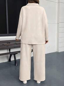 SHEIN LUNE 2 件大码女式春秋宽松纯色落肩衬衫和口袋裤套装，休闲旅行装机场度假装