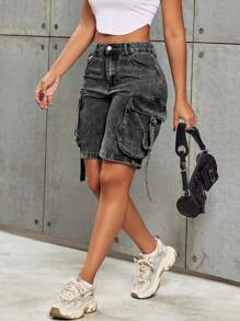 Quần short denim ống đứng Bermuda màu đen, kiểu dáng cổ điển với túi nắp gập và chất liệu denim bạc màu, thích hợp cho mùa hè. - màu đen - Xem 3