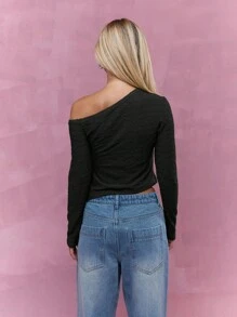 MISSGUIDED 不对称纹理露肩长袖上衣 - 黑色 - 查看 2