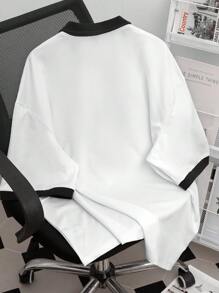 Manfinity Joysei 大码男士拼色前扣短袖字母印花简约 Polo 衫，韩版时尚图案衬衫，适合外出 - 白色 - 查看 2