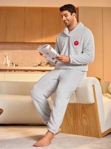 2 piezas Conjunto de ropa de estar en casa con top de manga larga en unicolor y pantalones minimalista para hombre