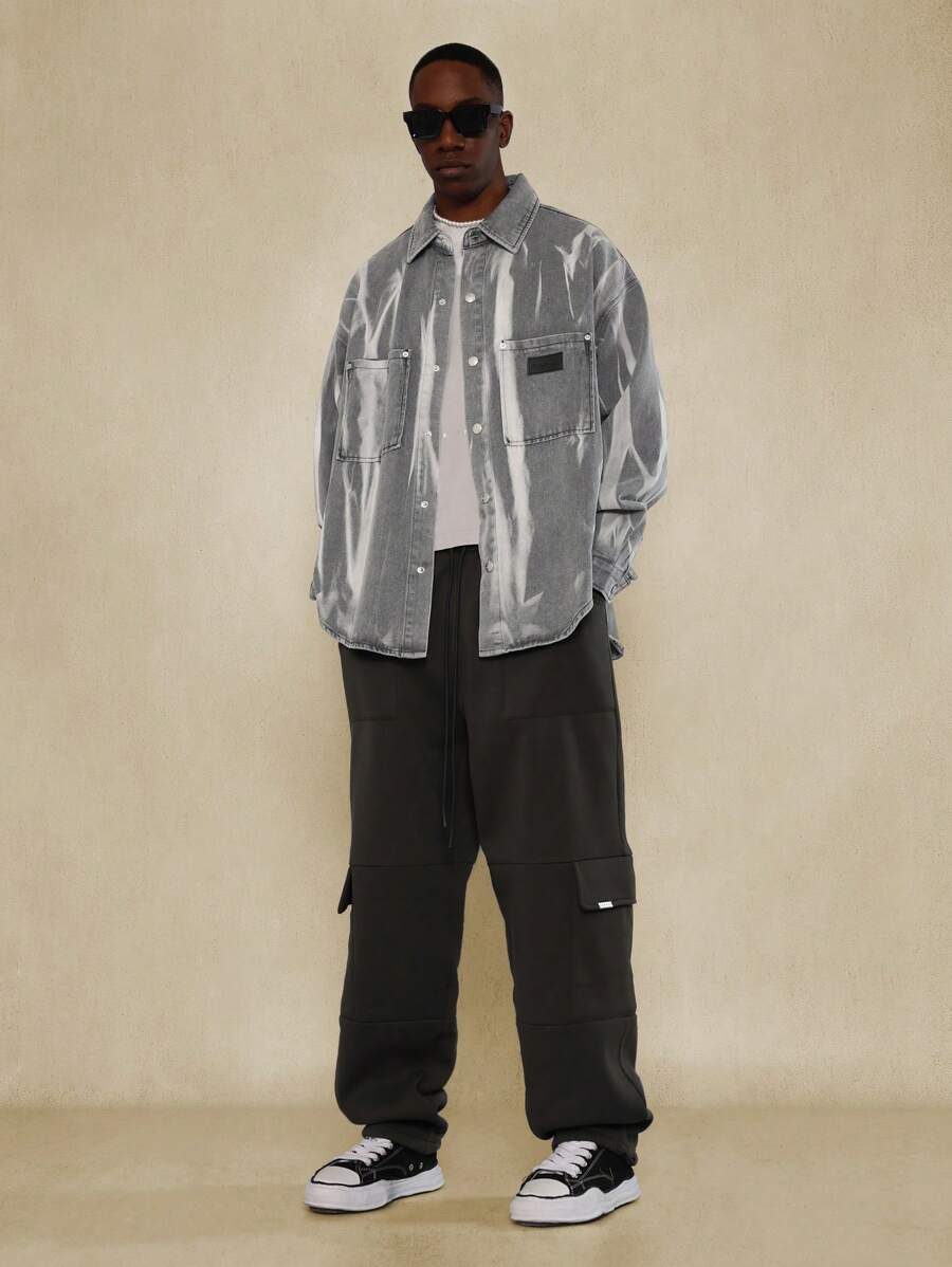 SUMWON Camisa de mezclilla con ajuste oversize, efecto teñido anudado y curvas - Gris - Ver 1