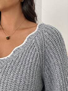 SHEIN Frenchy 大码 V 领波浪边不对称下摆套头衫 - 灰色 - 查看 3