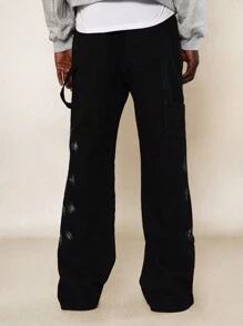 SUMWON Pantalón de mezclilla de carpintero con ajuste acampanado y desgastado, con botones a presión laterales y salpicaduras de pintura - Negro - Ver 4