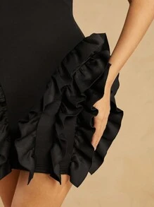 L'Amorae 荷叶边修身无袖迷你连衣裙