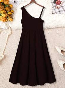 SHEIN Clasi Plus Size Effen Asymmetrische Hals Mouwloze Zomerjurk