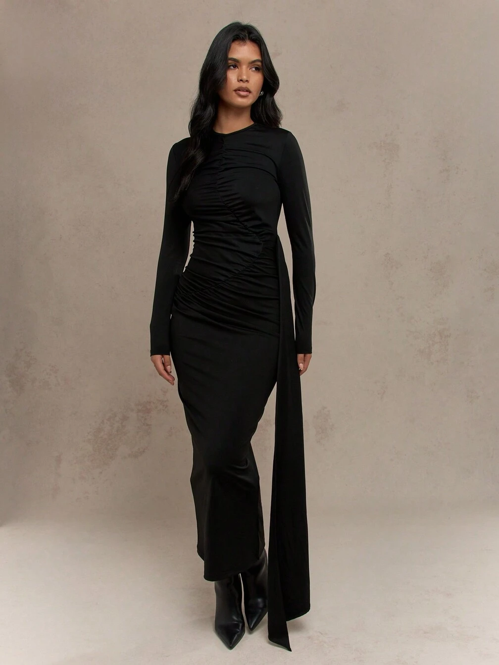 long sleeve bodycon maxi dress NAVY BLUE TRAPEZOID NECKLINE FULL | CULT MIA The Antoinette Bodycon Maxi Dress features a classic round neckline and long sleeves in metallic stretch knit Bodycon Maxi Dress Burgundy Long