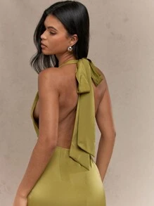 MISSGUIDED 优雅缎面露背美人鱼晚礼服非常适合圣帕特里克节派对爱尔兰主题正式活动，深 V 领露背设计及地长度特殊场合礼服 - 橄欖綠 - 查看 4