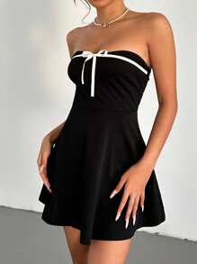 Aloruh Damen Minikleid mit schwarzem Trägerlosen und weißer Kontrastschleife, Love and Lemonade schwarzes Abschlussball Kleid, Halloween Damenkleid, elegantes Damenkleid, sexy Kleid, Abschlussballkleid, Halloween Outfit, Halloween Kostüm, Herbst Damenkleid, Hexenkleid, Weihnachtsoutfit, Weihnachtskleid, schwarzes kurzes formelles Kleid, Herbst Damenkleid, Weihnachtskleid, Thanksgiving Kleid, kurzes Damenkleid