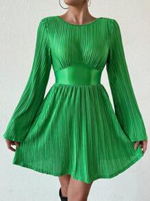 Chiquease Vestido corto de mini falda con mangas acampanadas y fruncidas de moda de otoño - Verde - Ver 4