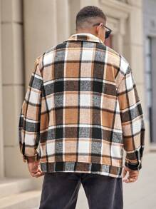 Manfinity Homme Chaqueta informal de manga larga con bolsillo y botones delanteros a cuadros para hombres de talla grande