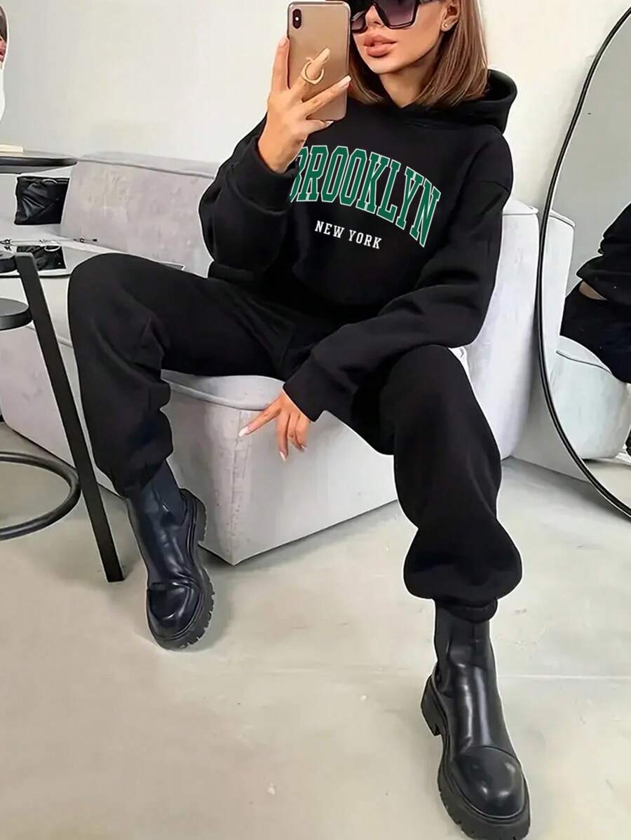 INAWLY Bộ 2 áo hoodie và quần nỉ in chữ thường ngày cho nữ, mùa thu đông - màu đen - Xem 1