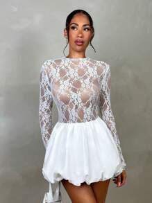 SHEIN BAE Vestido mini elegante de manga larga con volantes, bajo globo y encaje calado, en color blanco sólido, para fiesta/noche de citas/fiesta, vestido sexy y elegante para mujeres, para Halloween, homecoming y salidas nocturnas