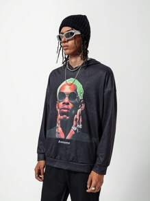 SHEIN 青少年男童休闲时尚人像图案长袖卫衣 - 黑色 - 查看 1