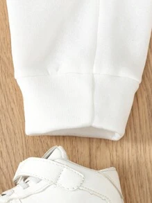 2pcs Young Boy Simple English Letter Print Splicing Raglan Sleeve Sweatshirt & Splicing Pants Sportswear Set, Autumn/Winter - White - View 5