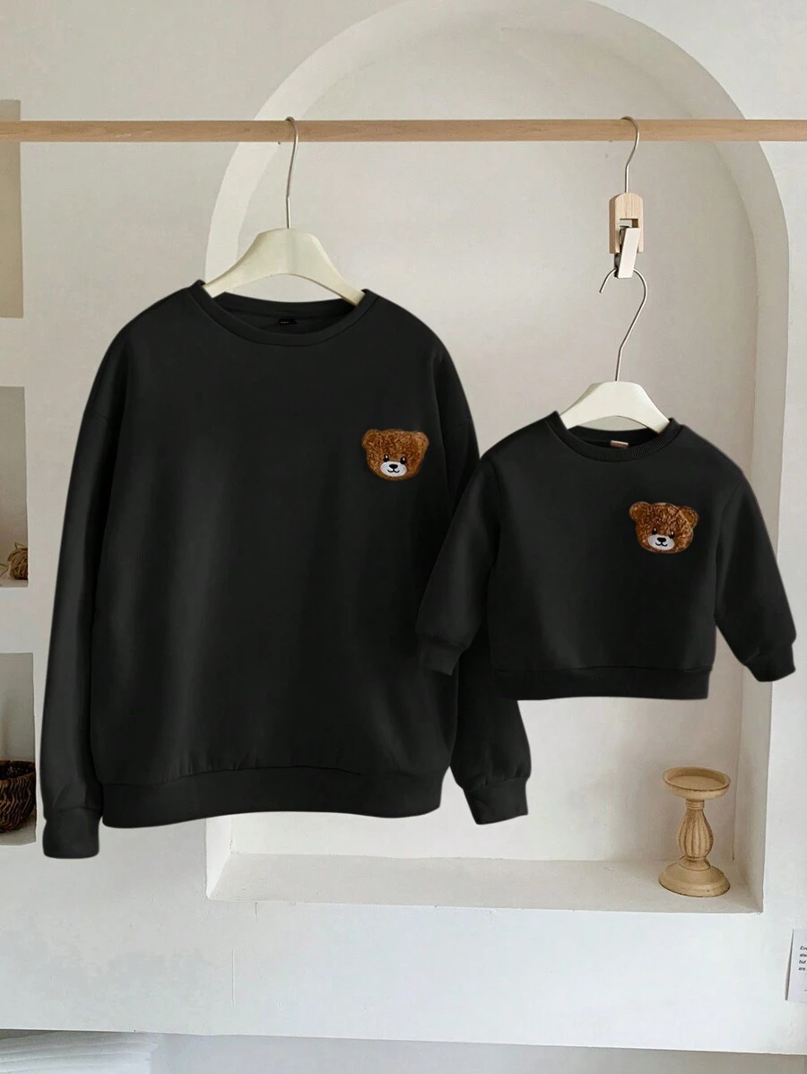 SHEIN Mommy And Me Matching Outfits 2pcs - Neutral All-Match Casual Cute Khaki Cartoon Graphic Crew Neck Long Sleeve Sweatshirts For Baby Girl, Baby Boy And Mom (2 Pieces Sold Separately)