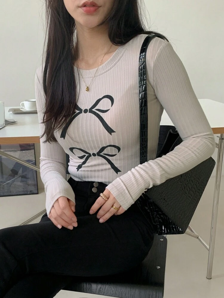 Women's Crew Neck Bowknot Design T-Shirt,Fall Clothes Long Sleeve Women Tops Graphic Tee