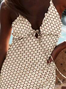 SHEIN SXY 女士全印花细肩带正面系带荷叶边下摆迷你连衣裙 - 杏色 - 查看 6