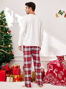 Manfinity Men's Funny Cartoon Reindeer Plaid Print Christmas Pajama Set, Fall Winter Clothes - Red and White - View 3