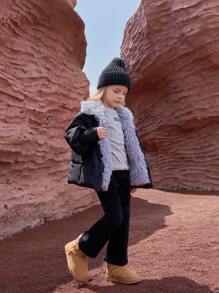 SHEIN Classic Black Padded Coat For Young Girl, With Contrast Purple Furry Lining Design To Add Vibrant Contrast, Combining Cute And Elegant Minimalist Sophistication, Suitable For Various Occasions, Suitable For Daily Casual Wear And Outdoor Travel, Fit For Autumn And Winter Seasons - Hot Pink - View 3