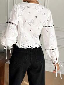 SHEIN Frenchy Women's Contrast Lace Front-Tie Long Sleeve Cropped Elegant Blouse,Bow Embroidery Texture Bubble Long Sleeve Shirt,Lace Patchwork Button Up Women Shirt,White Collar Shirt,Square Neckline Colour-Blocked Edges Top,Women Costumes,Fall Women Tops,Long Sleeve Lace Top Winter Casual - Black and White - View 2