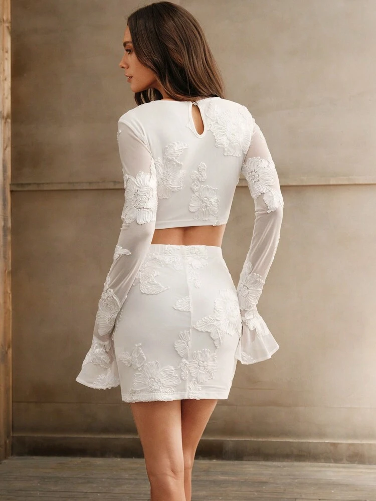 2pcs/Set Women's White Elegant Romantic Floral Embroidered Long Sleeve Crop Top And Mini Skirt Outfit