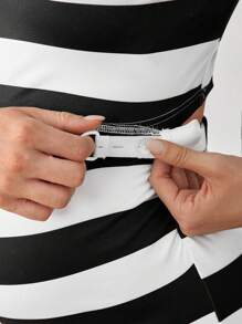 SHEIN Maternity Striped Print Crop Top & Split Thigh Skirt 2pcs Set, Fall - Black and White - View 4