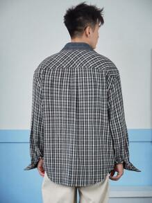 DAZY Men's Checkered Print Button-Front Casual Long Sleeve Shirt, Autumn - Grey - View 2