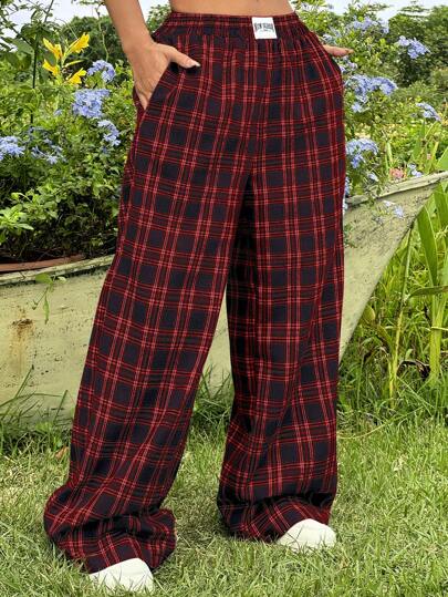 SHEIN EZwear Valentine's Day,Plus Size Women's Casual Plaid Print Pants With Pockets And Elastic Waistband, Loose Fit Wide Leg Trousers For Everyday Wear