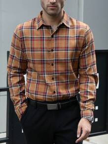 Manfinity Mode Chemise à manches longues pour hommes avec boutons et imprimé à carreaux, chemise à manches longues, vêtements d'automne pour hommes, chemise à carreaux, vêtements de Noël
