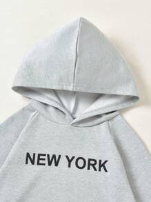 SHEIN 2 Stücke/Set Teenager Mädchen Kapuzen-Sweatshirt mit grauem Muster & schwarzer Jumpsuit, lässige Sportbekleidung - Grau - Übersicht 3