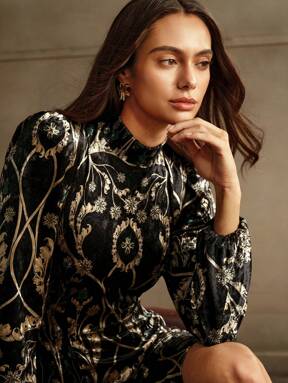 Anewsta Damen elegantes Kleid mit floralem Prägedruck, Laternenärmel und Stehkragen für Urlaubspartys, Samt Damenoutfit