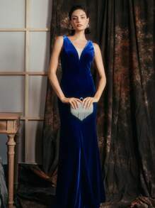 MOTF Soiréza 天鹅绒水钻露背美人鱼下摆正式晚礼服 - 藍色 - 查看 11