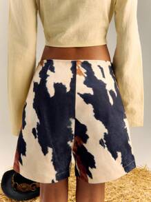 TypaGal Multi Colour Print Low Waist Cotton Bermuda Shorts New Year - Multicolor - View 2