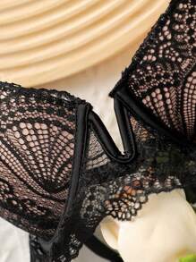 SHEIN 蕾絲鋼圈內衣和內褲套裝