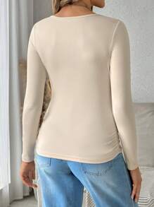 SHEIN 孕妇秋季简约纯色圆领褶皱修身长袖T恤 - 杏色 - 查看 2