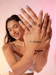 SmileyWorld® | SHEIN 4 piezas Pegatinas de tatuaje temporal con caras de dibujos animados divertidos - Multicolor - Ver 1