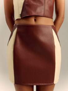 TypaGal Motorcycle Style PU Patchwork Zippered Decorative Mini Skirt - Multicolor - View 5