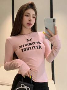 DAZY Damen Langarm T-Shirt mit Schleifendekor und Buchstabendruck, figurbetont, Pullover im Preppy-Stil mit Grafik-Motiv für den Herbst