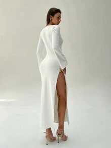 Aloruh 女式新款秋冬蝴蝶结 U 领长袖修身开衩长连衣裙 - 白色 - 查看 3