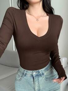 DAZY Women's Solid V-Neck Long Sleeve T-Shirt