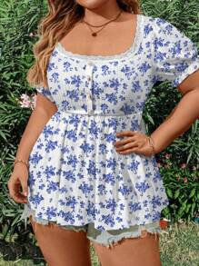 SHEIN LUNE 大码圆领蕾丝边花卉印花短袖 T 恤 - 彩色 - 查看 3