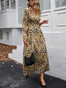 Aveloria Modichic 豹纹翻领金色纽扣开合长袖连衣裙 - 彩色 - 查看 5