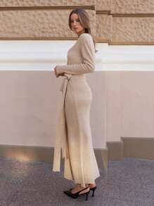 RueChic Robe en tricot élégante avec fente latérale, automne et hiver