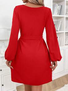 SHEIN Clasi Robe élégante à la mode avec manches bouffantes longues, ceinture à nœud et jupe courte, polyvalente pour tous les jours, adaptée pour le printemps, l'automne et l'hiver